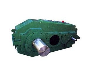 ZLC型漸開線圓柱齒輪減速機